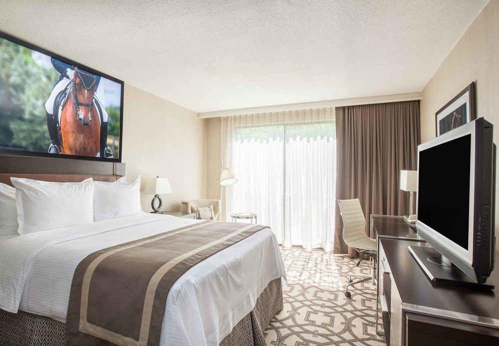 Delta Hotels By Marriott Baltimore Хант-Вэлли Экстерьер фото